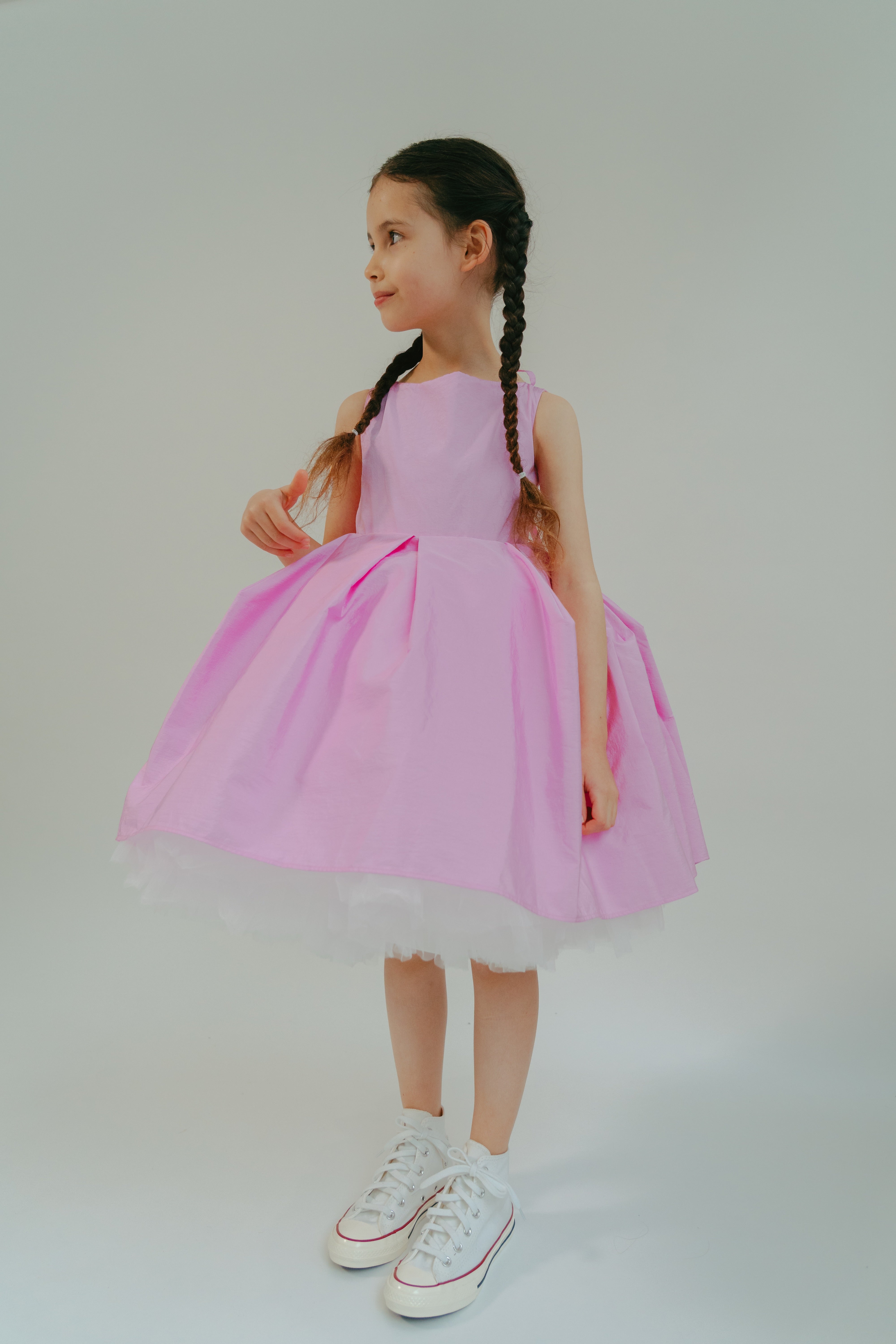 Hello April: A New Season of Elegance with ETLIBERI