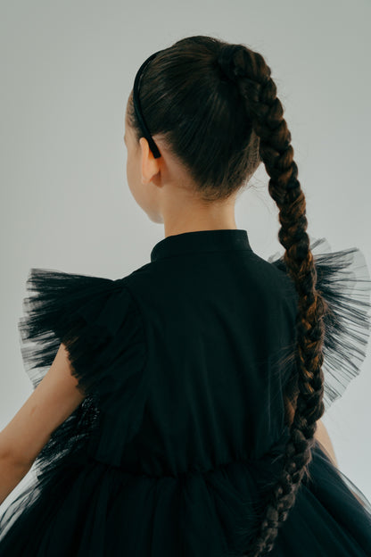 Backside and tulle sleeves francine dress in black